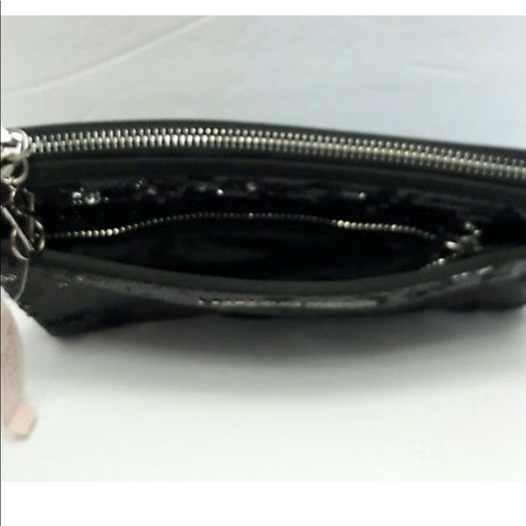 Victoria’s Secret L E sequins cosmetic bag - Picture 5 of 6